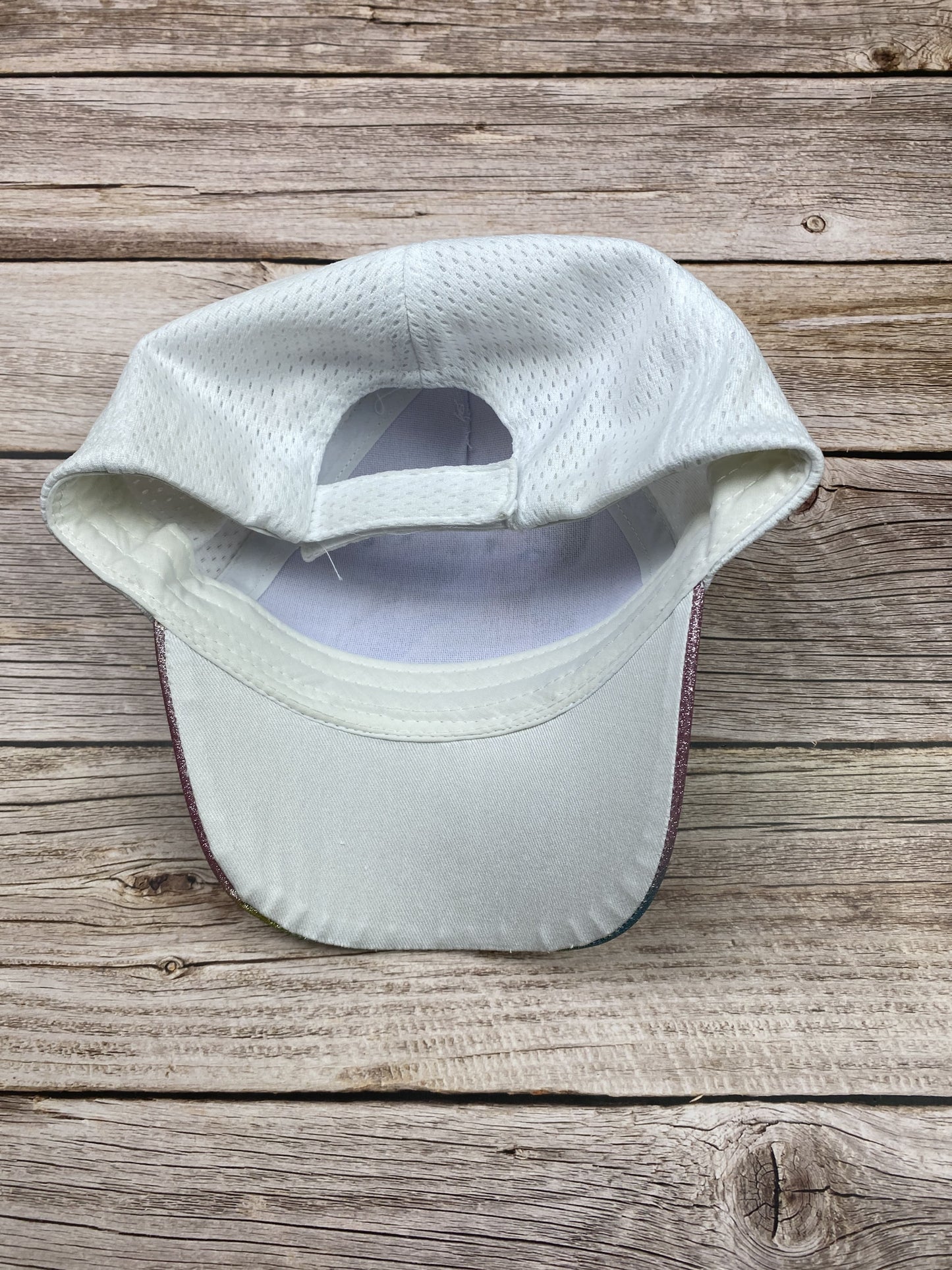 Cappellino con frontino