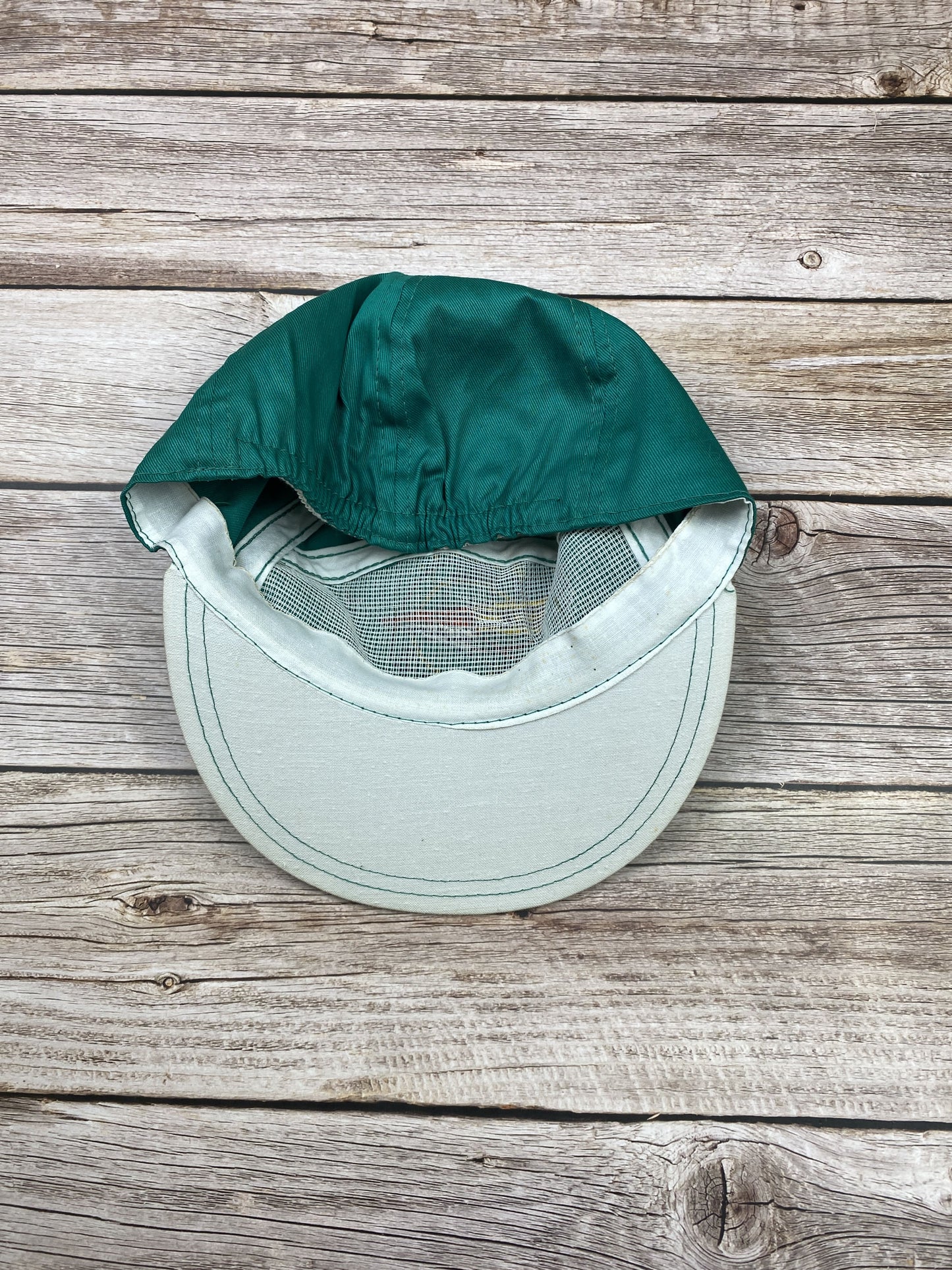 Cappellino con frontino