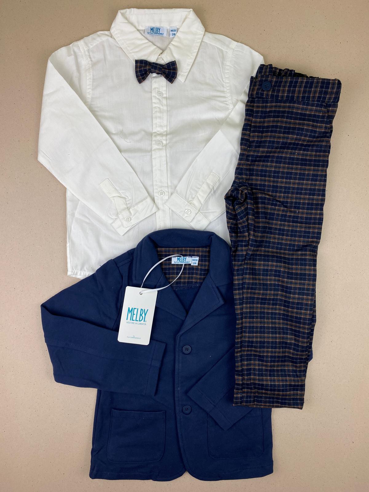 Set tre pezzi: Blazer, camicia e pantalone