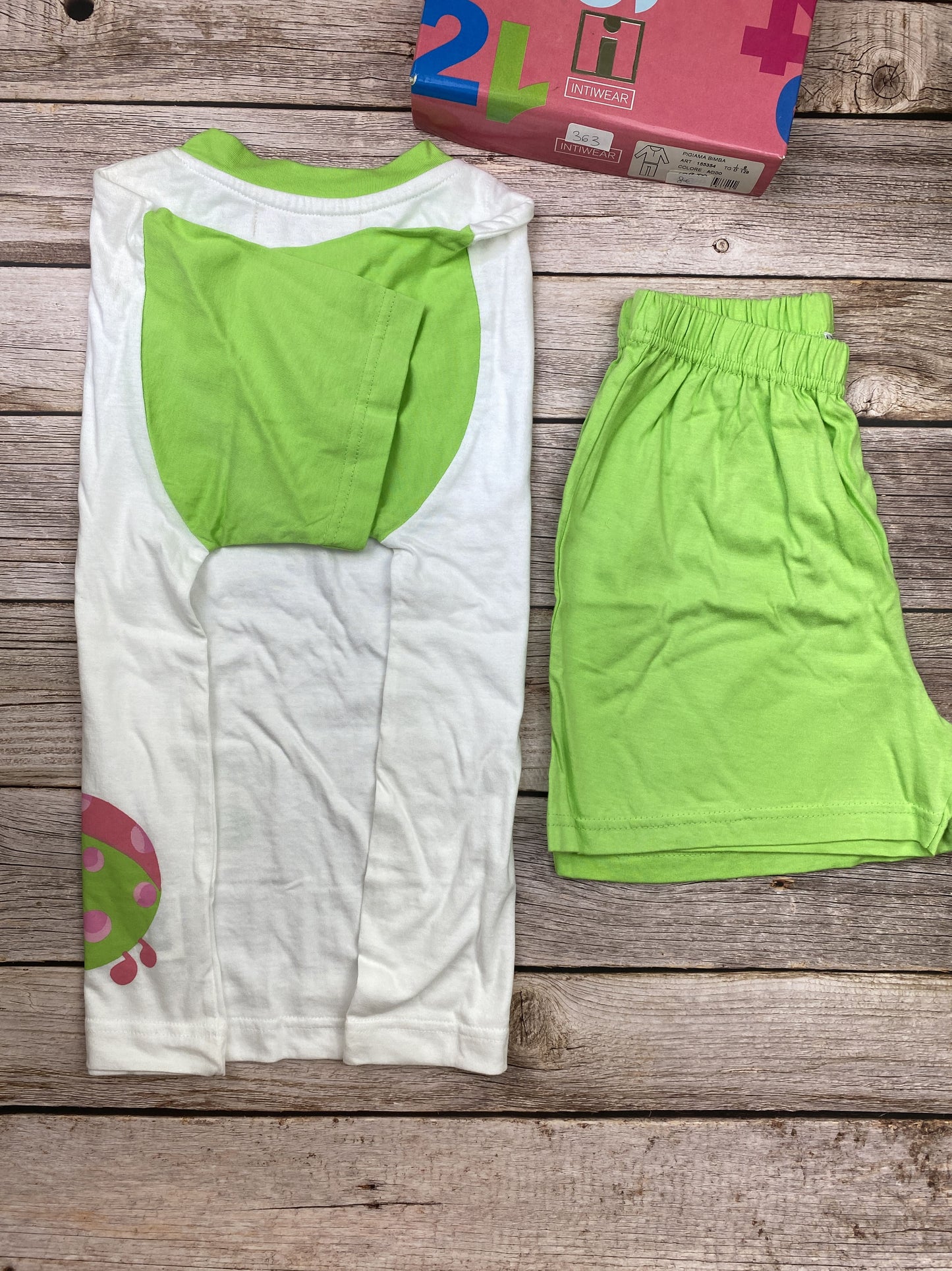 Pigiama manica corta e pantaloncino