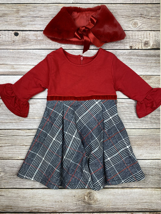 Vestito in poliestere manica a tre quarti e collo in finta pelliccia