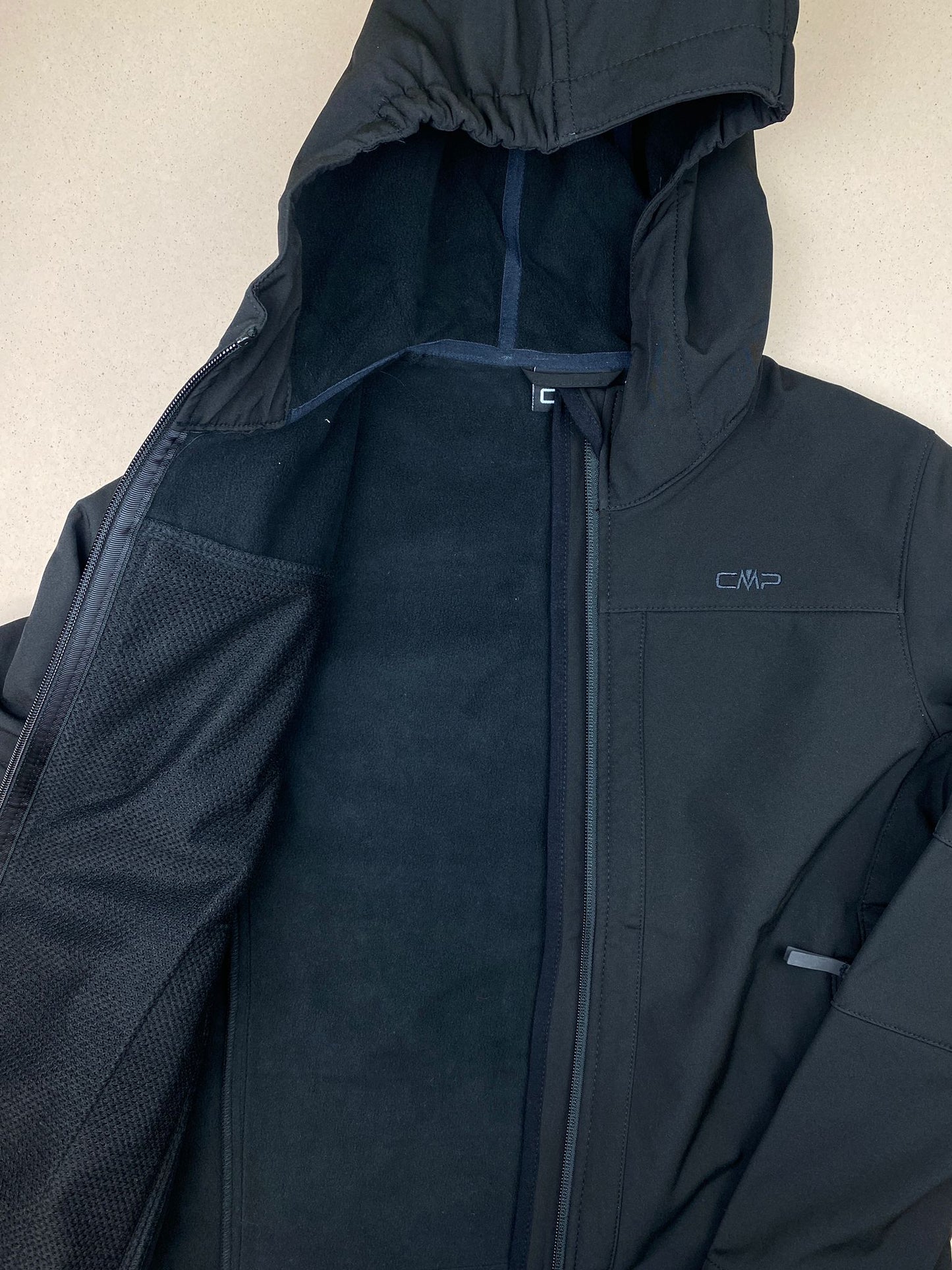 Giacca con cappuccio