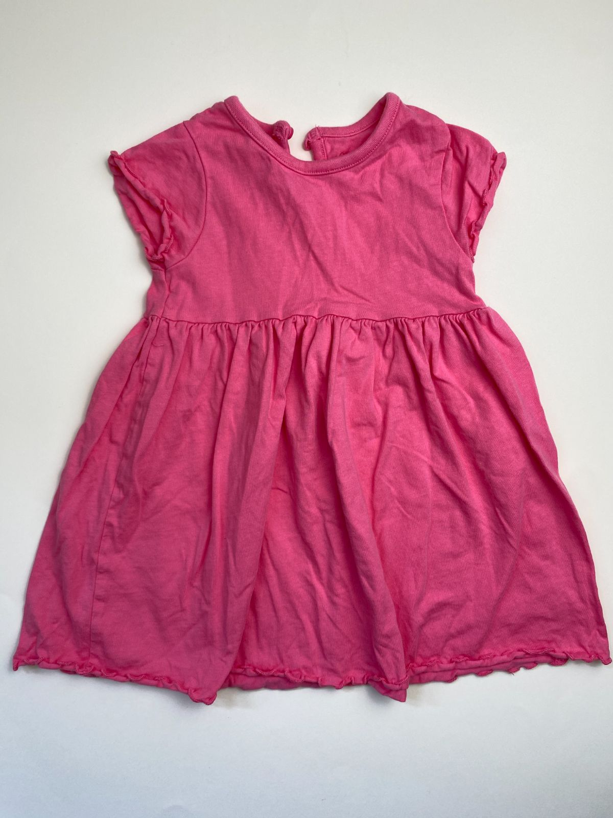 Vestito rosa a maniche corte per bambina