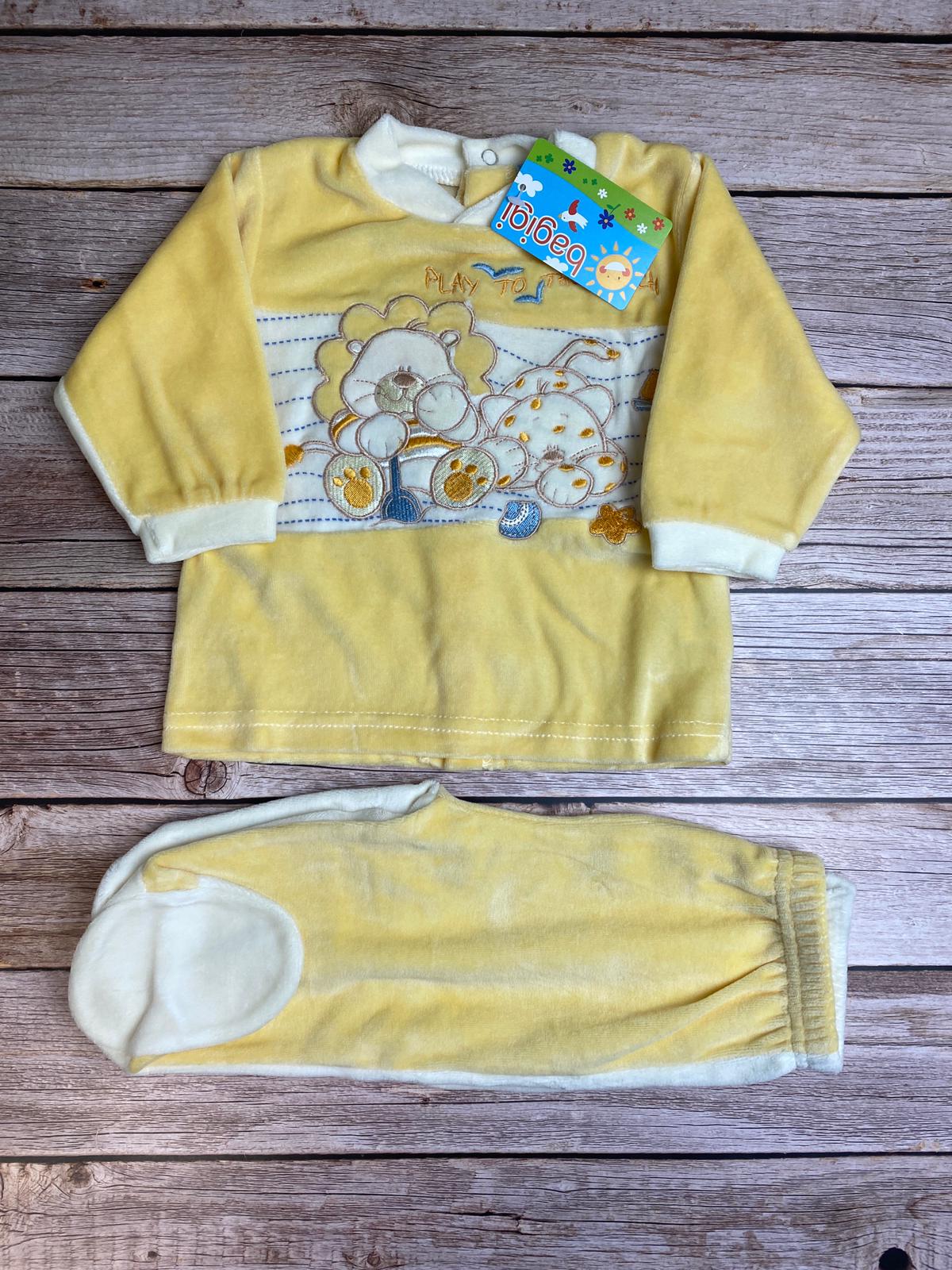 Tutina spezzata in ciniglia