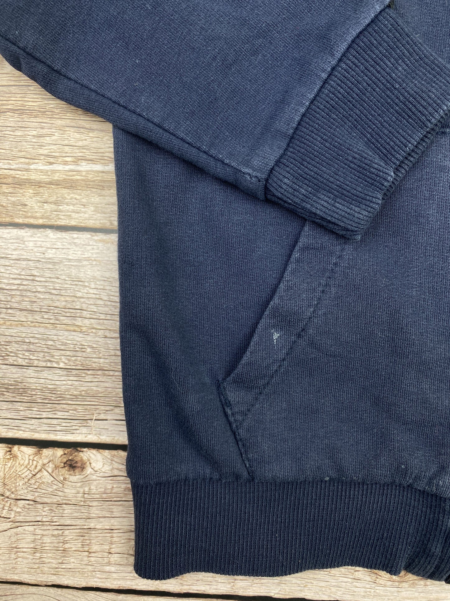 Felpa con zip girocollo
