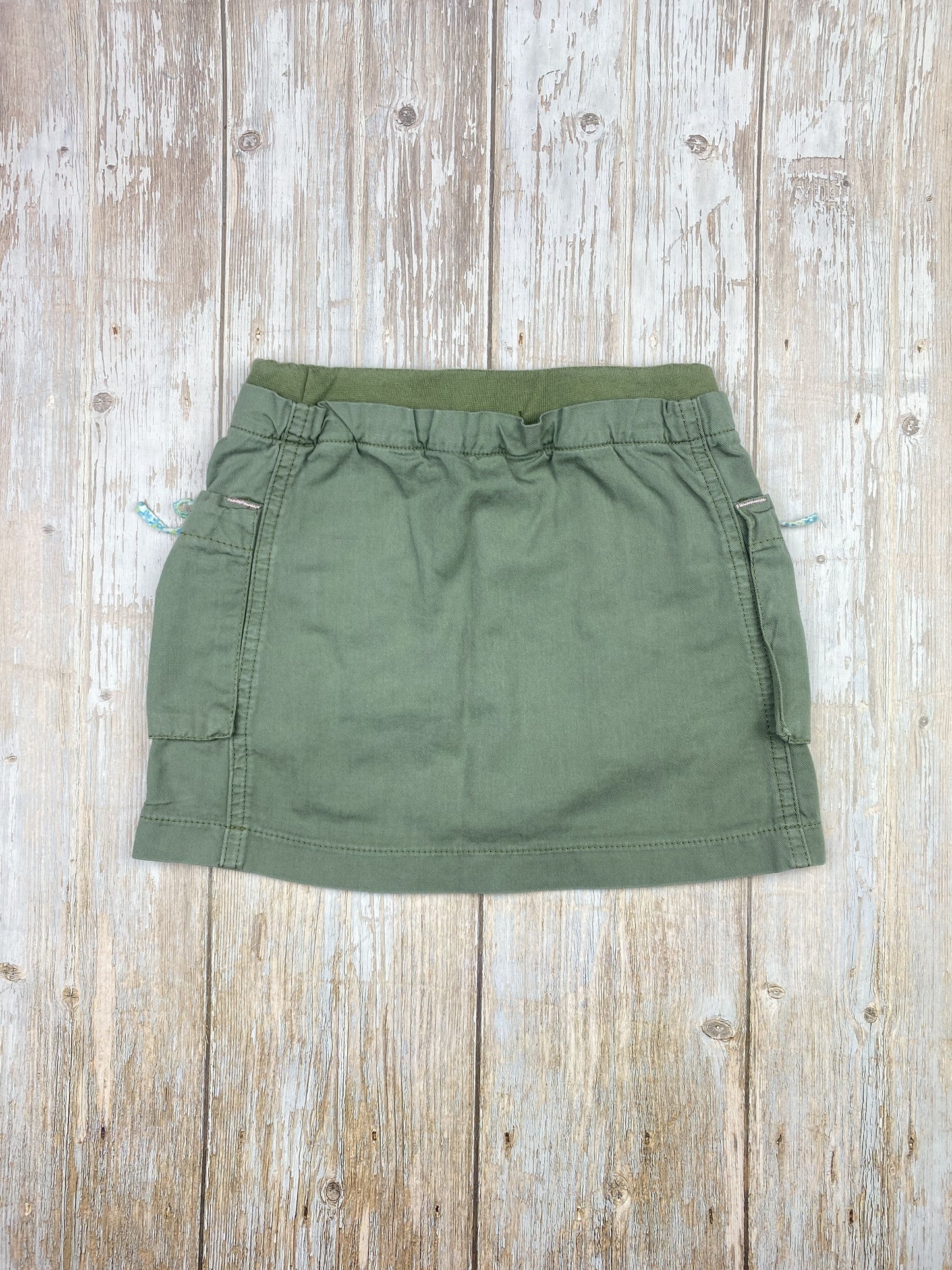 Gonna sopra al ginocchio