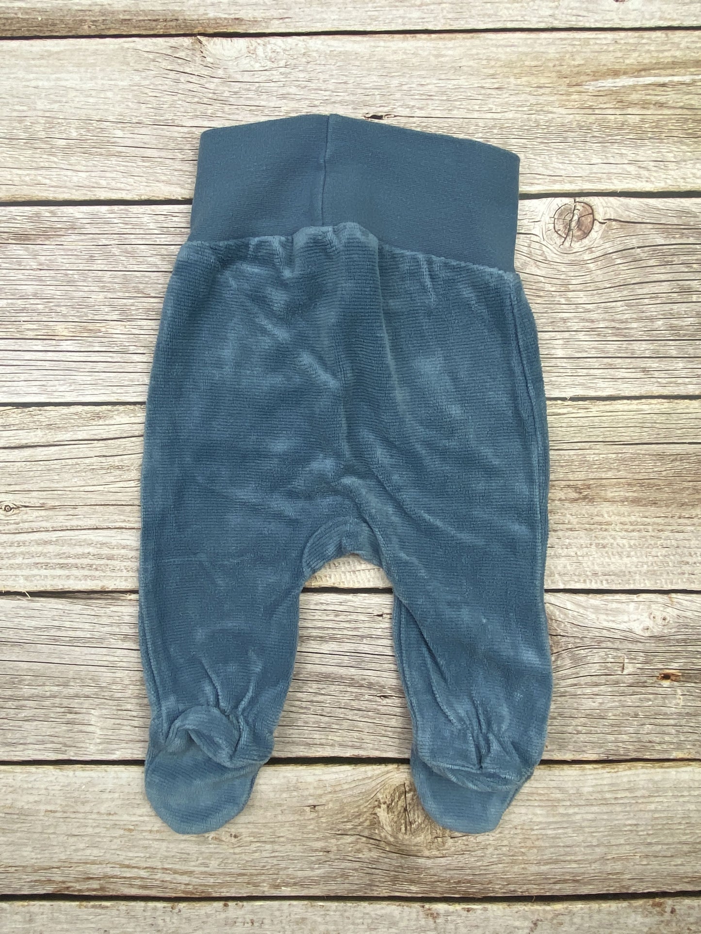 Pantalone con piedini