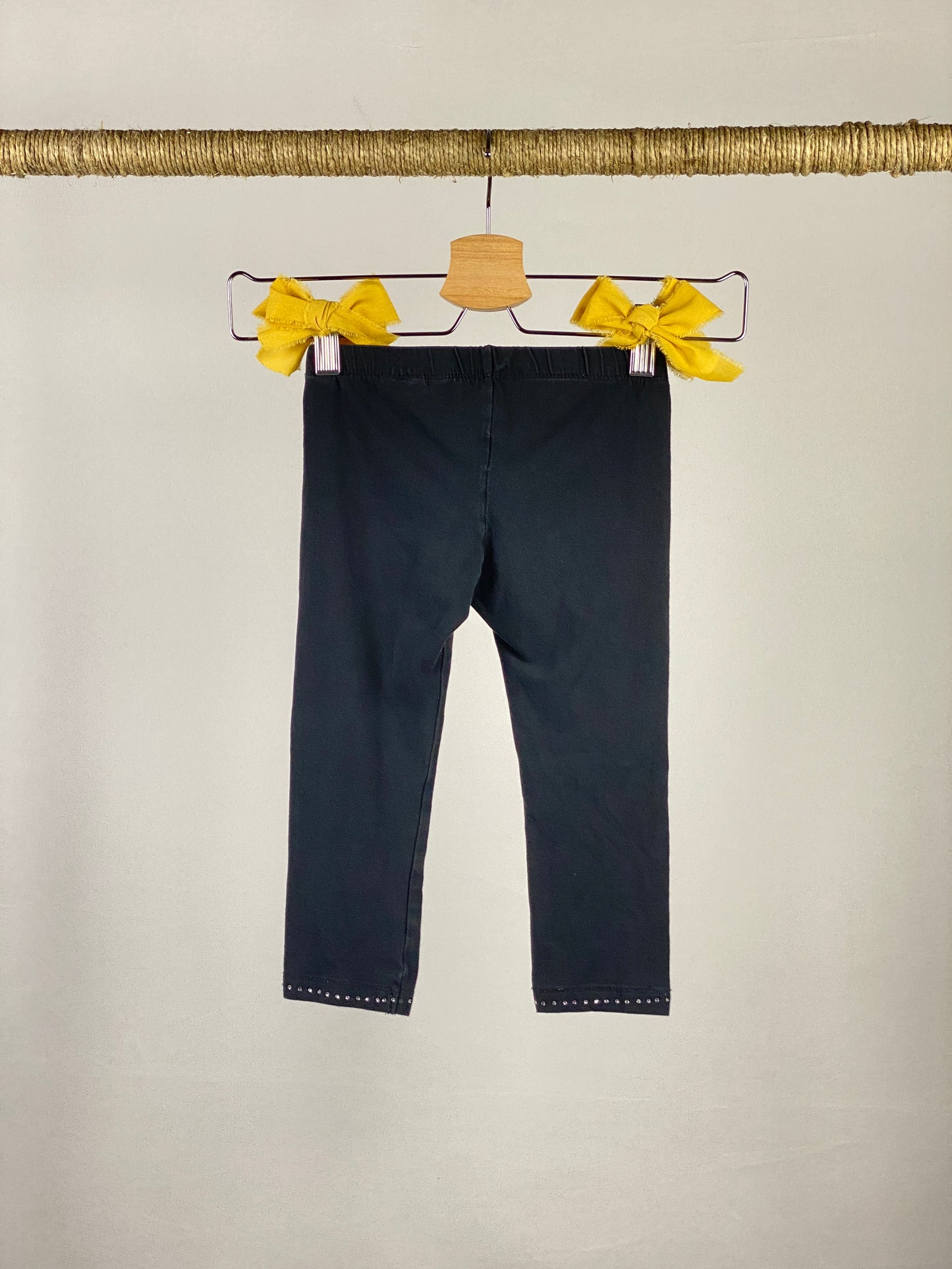 Pantalone leggings mezza gamba