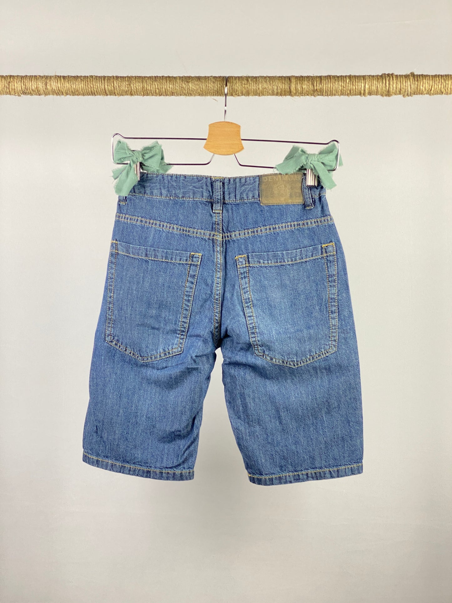 Pantaloncino in jeans