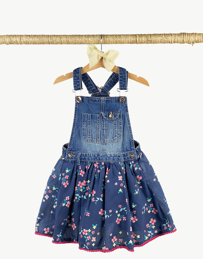 Salopette in jeans con gonna