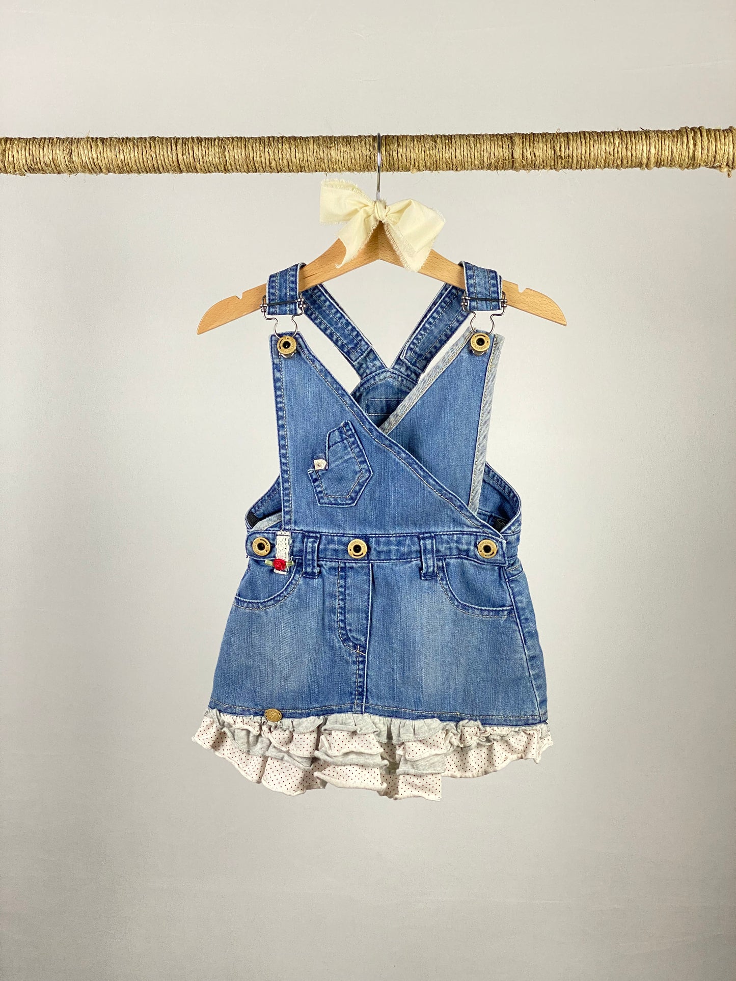 Salopette in jeans con gonna