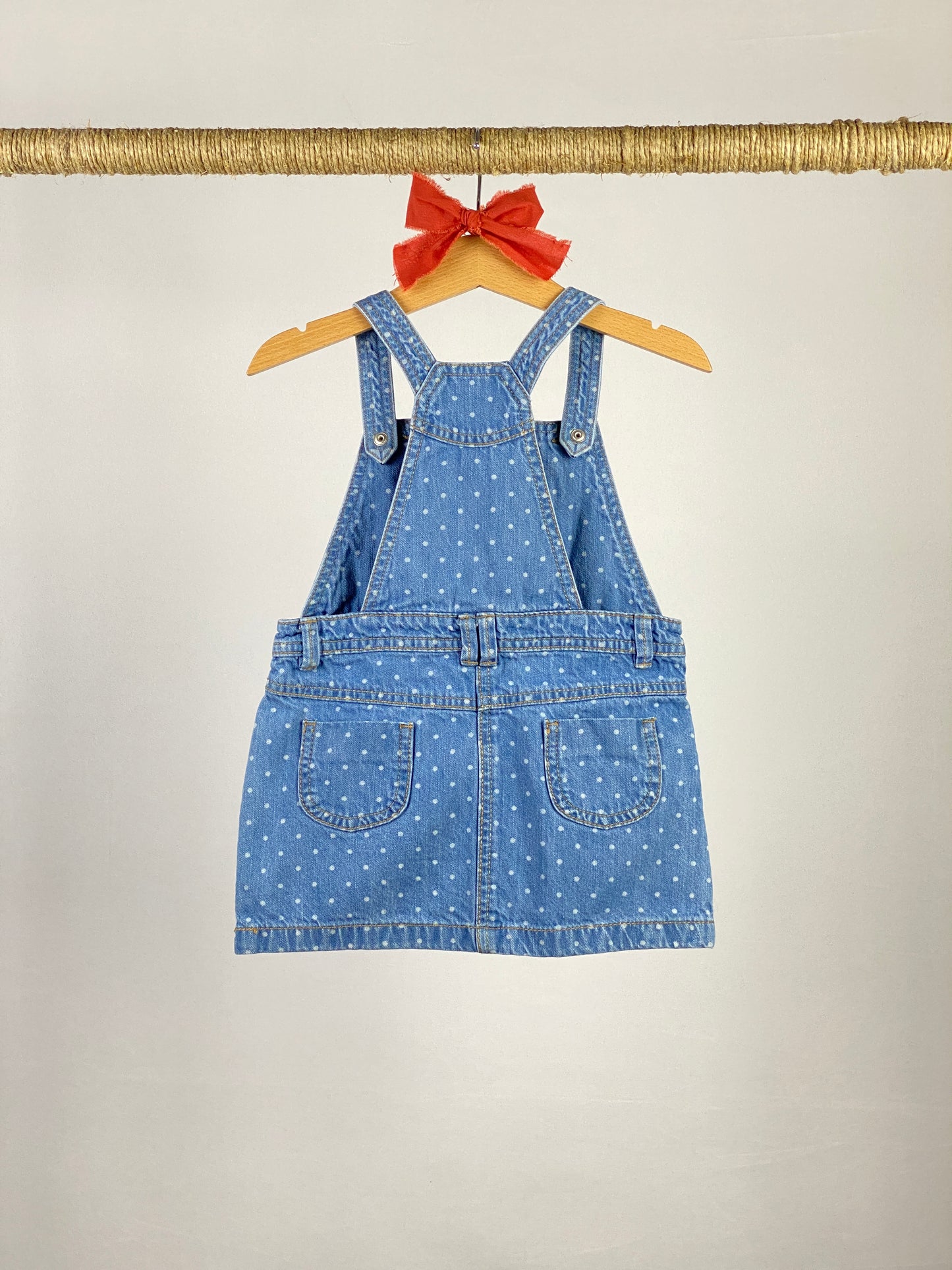 Salopette in jeans con gonna