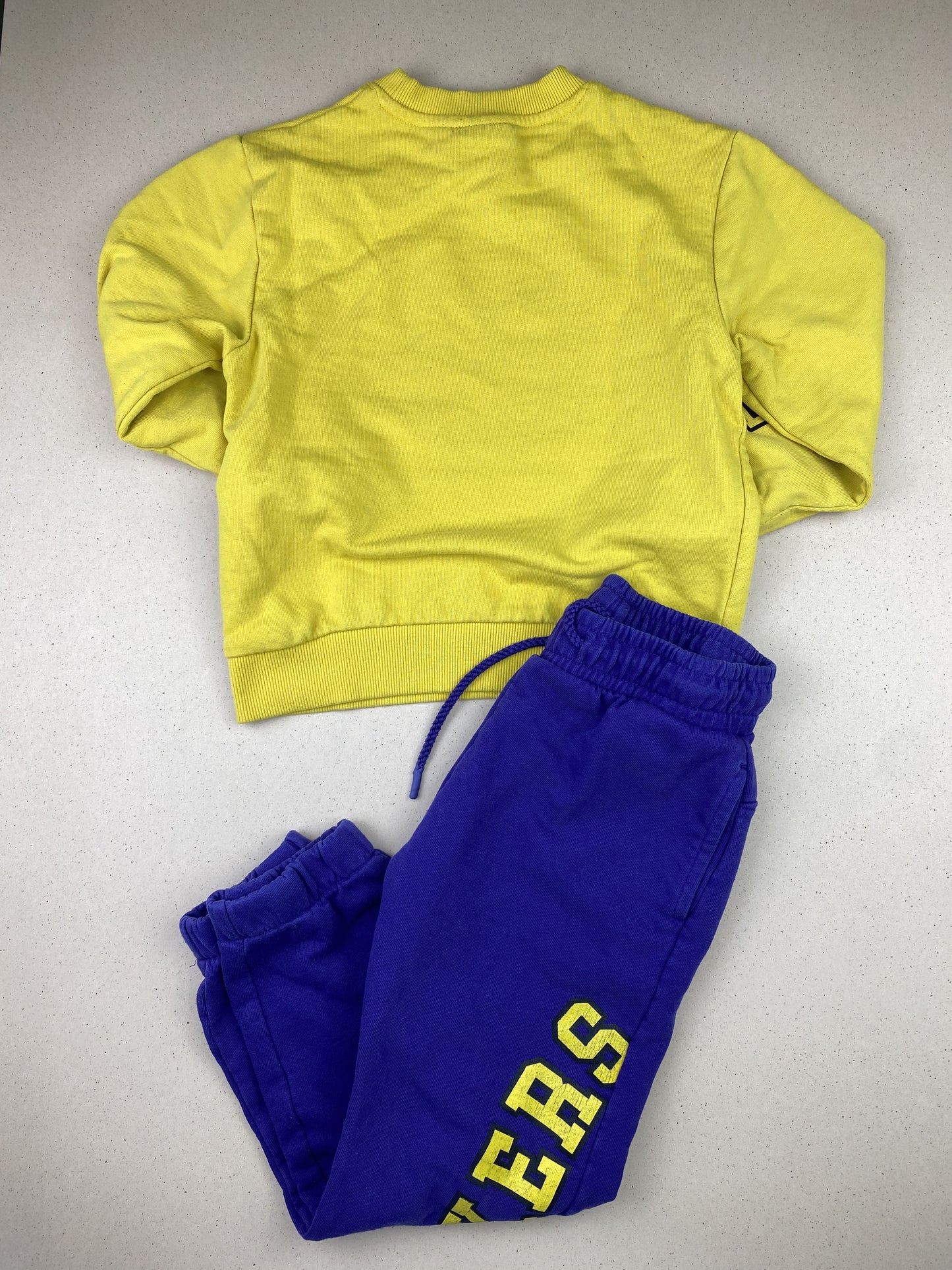 Set felpa e pantalone