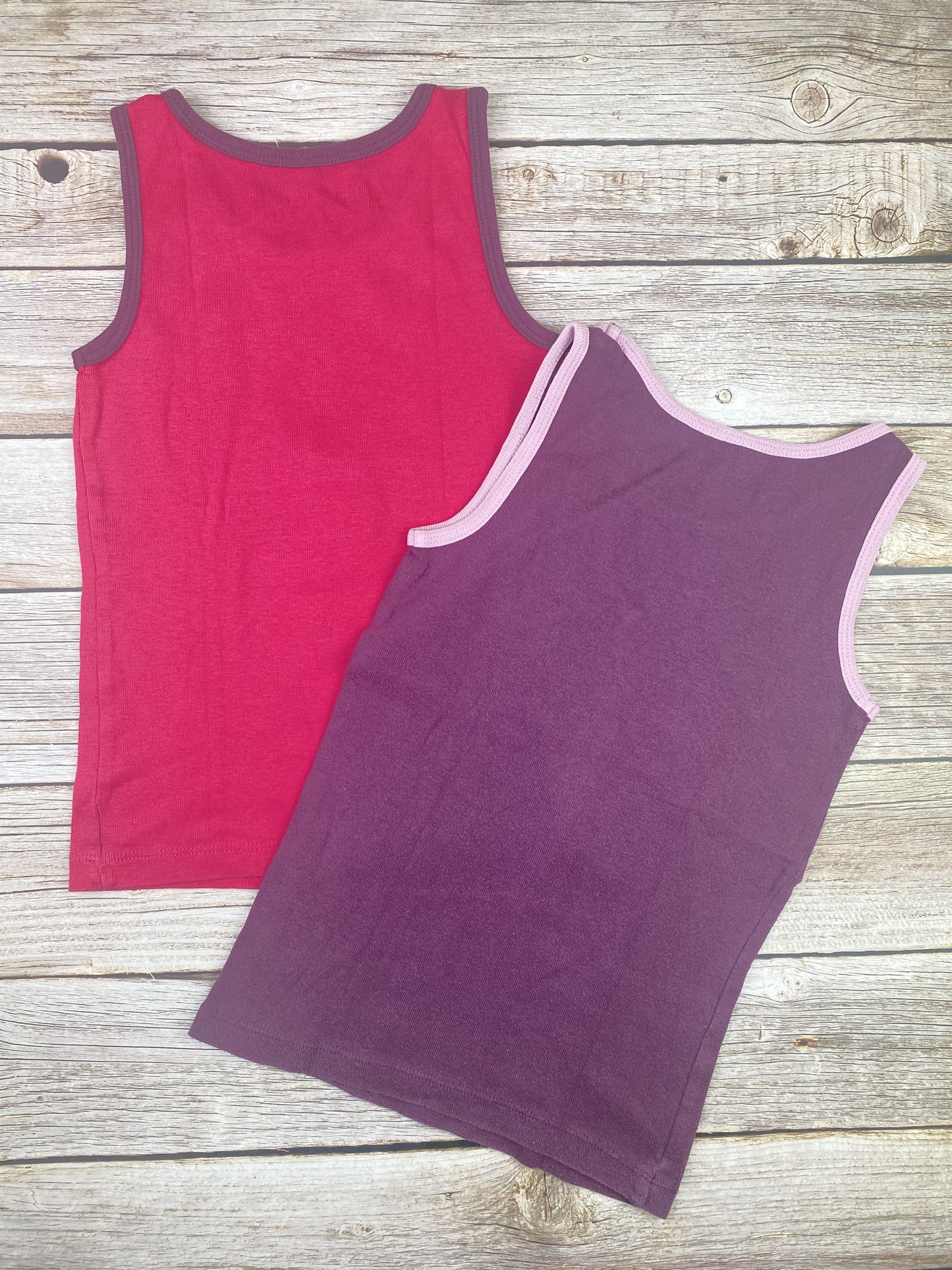 Set due t-shirt senza manica