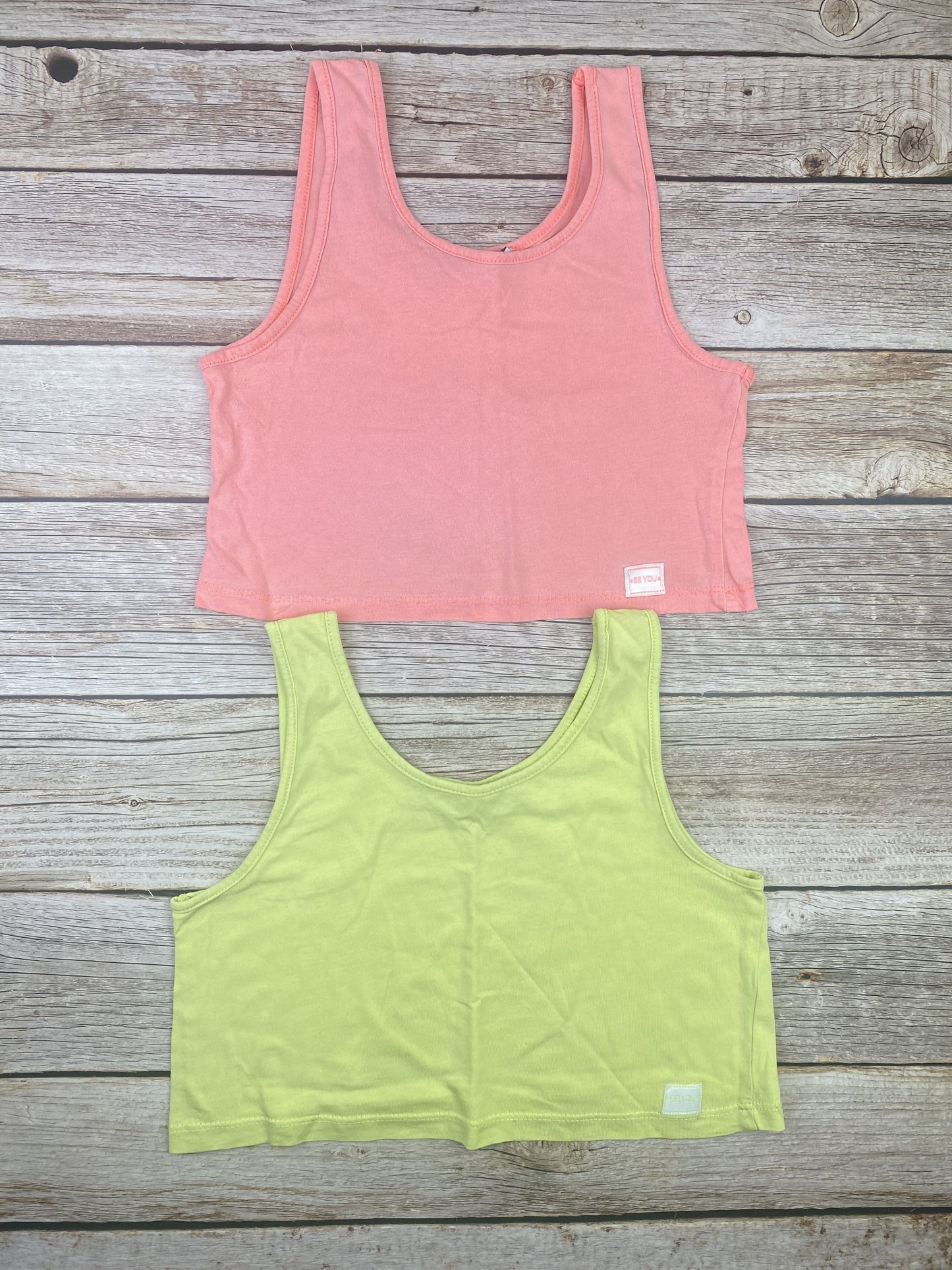 Set due t-shirt crop senza manica