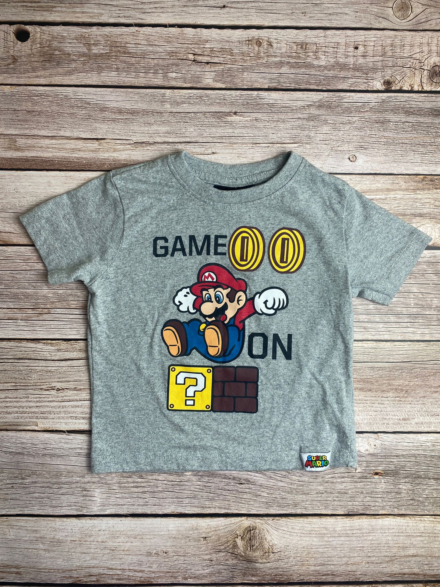 T-shirt manica corta