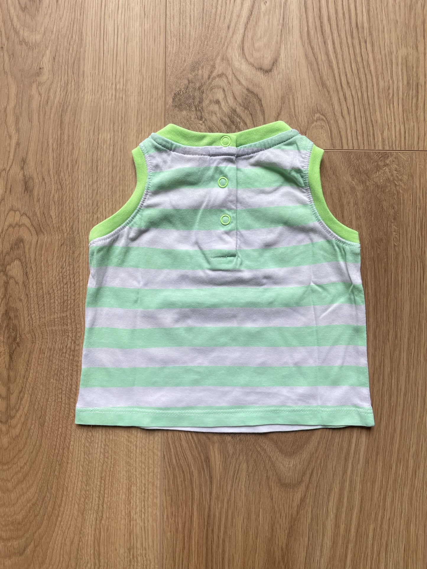 T-shirt senza manica