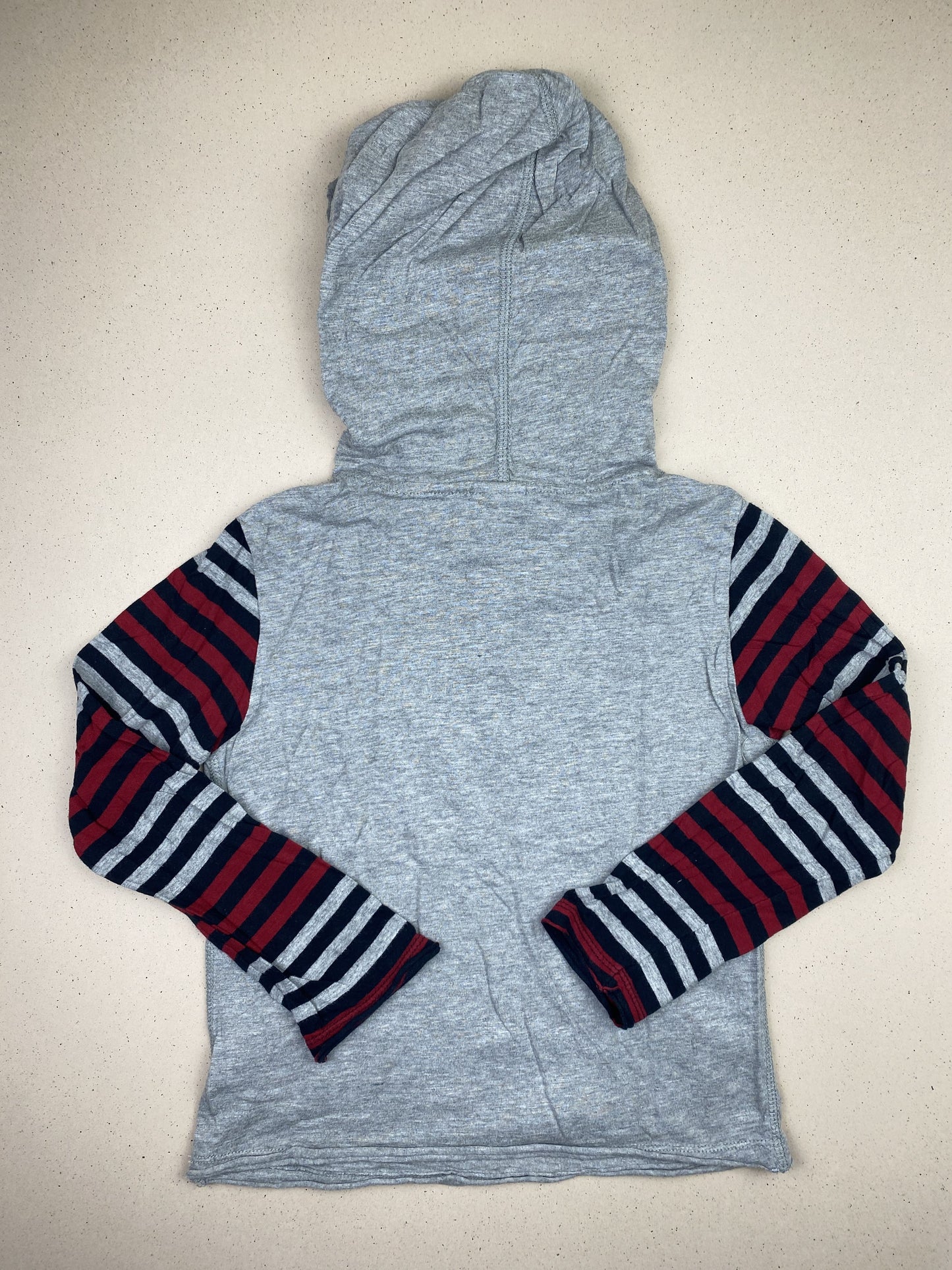 T-shirt manica lunga con cappuccio