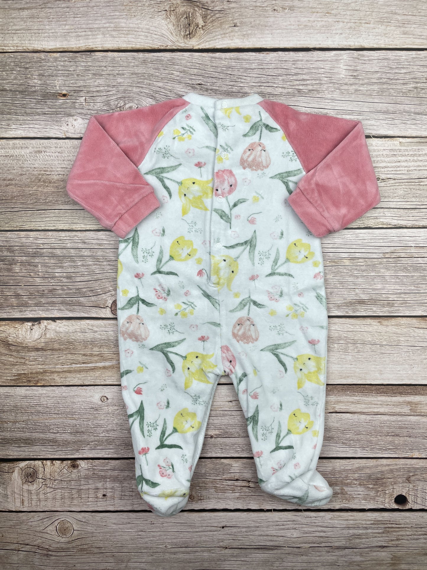 Tutina con piedini in ciniglia