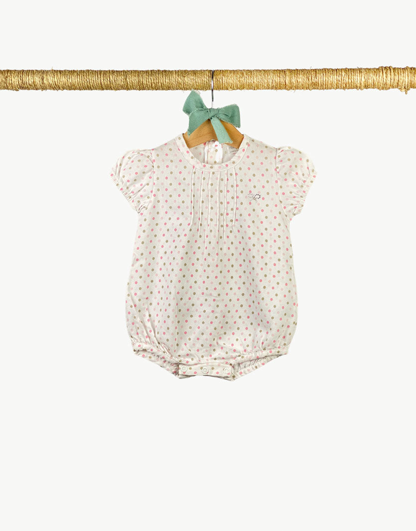 Tutina con manica e pantalone corti