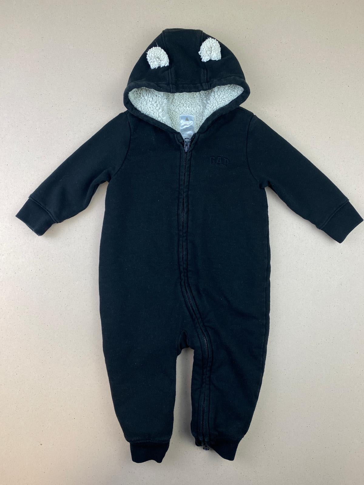 Tutina con cappuccio