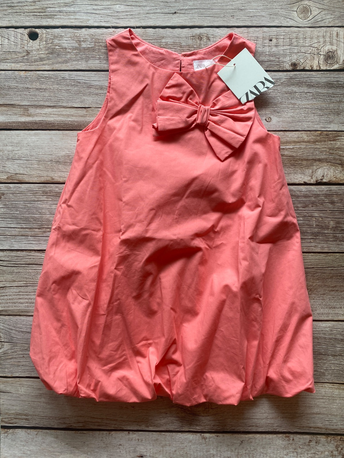Vestito senza manica a palloncino