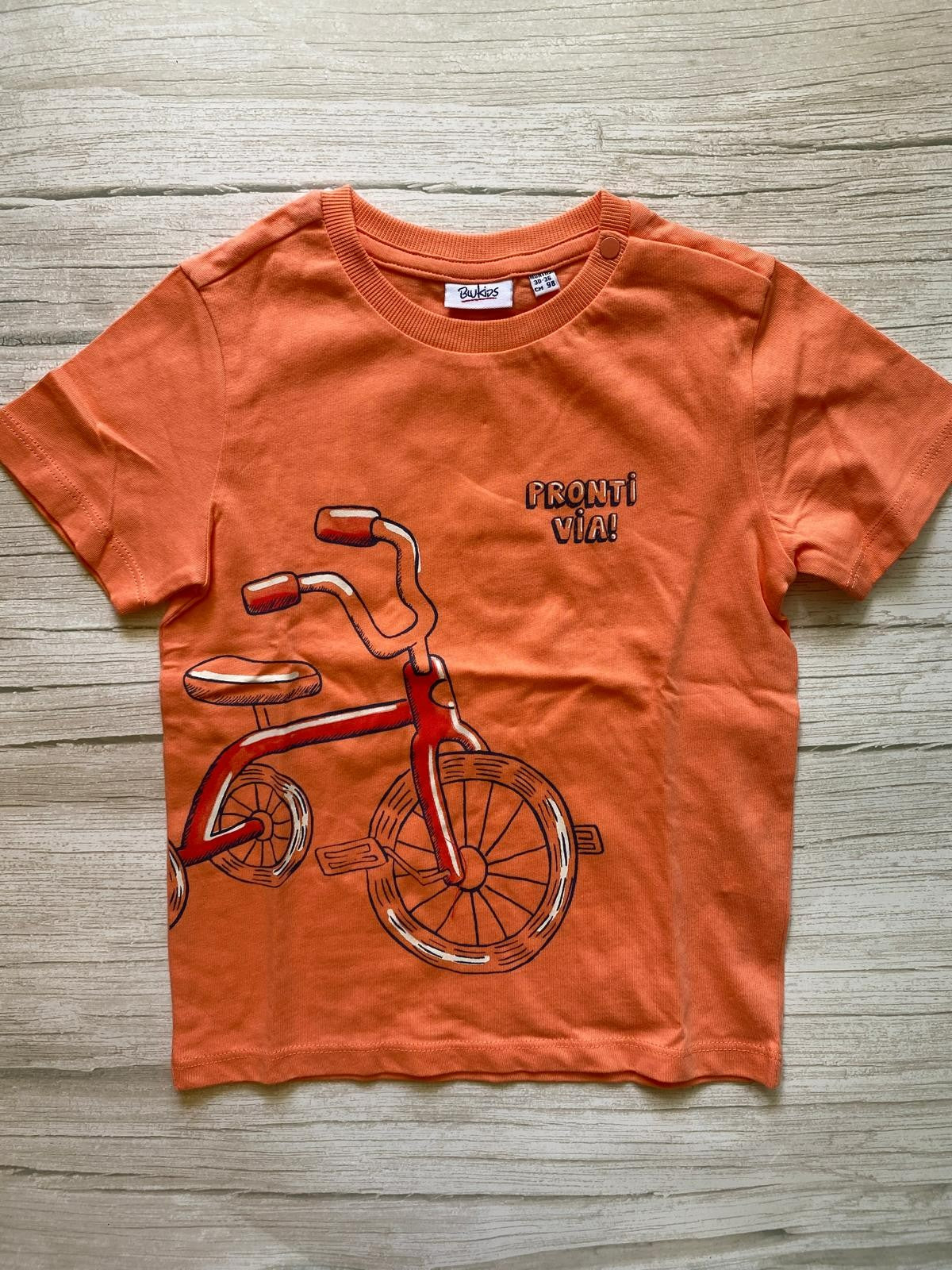 T-shirt maniche corte