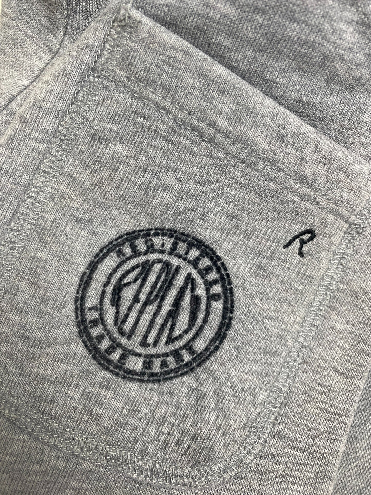 Pantaloni in felpa grigia