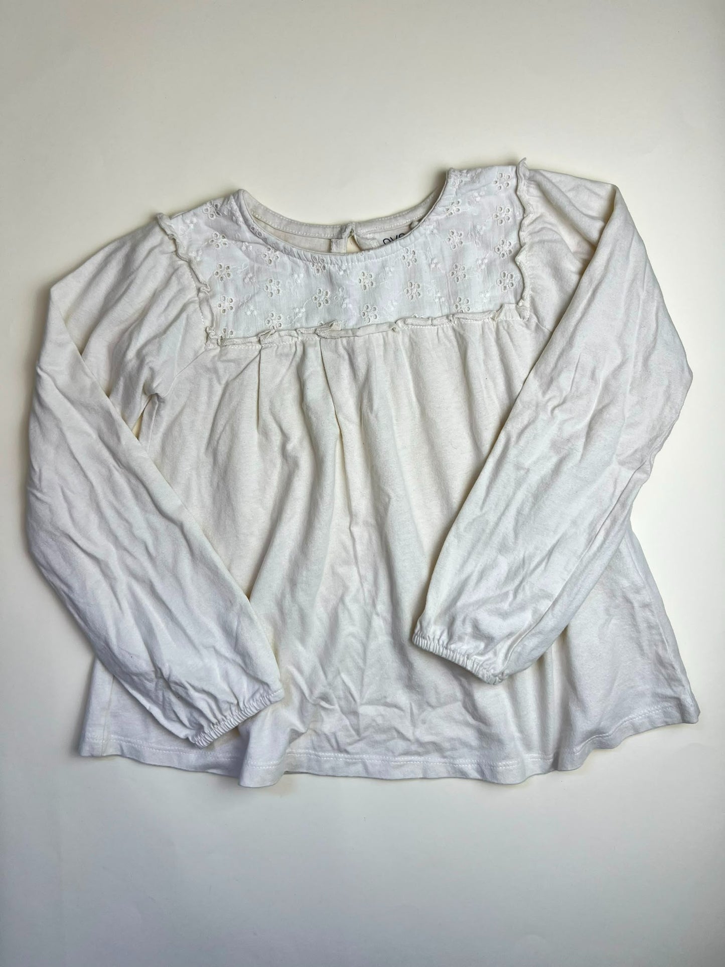 Maglia a maniche lunghe con ricamo