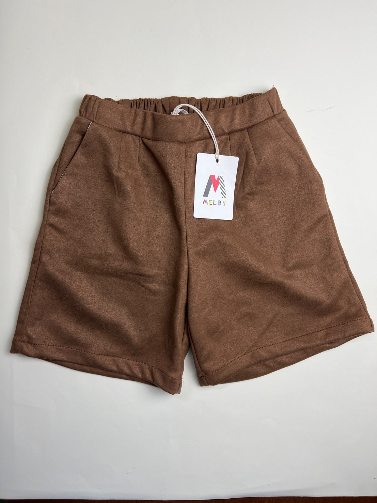 Shorts Casual Marroni con Vita Elasticizzata Melby