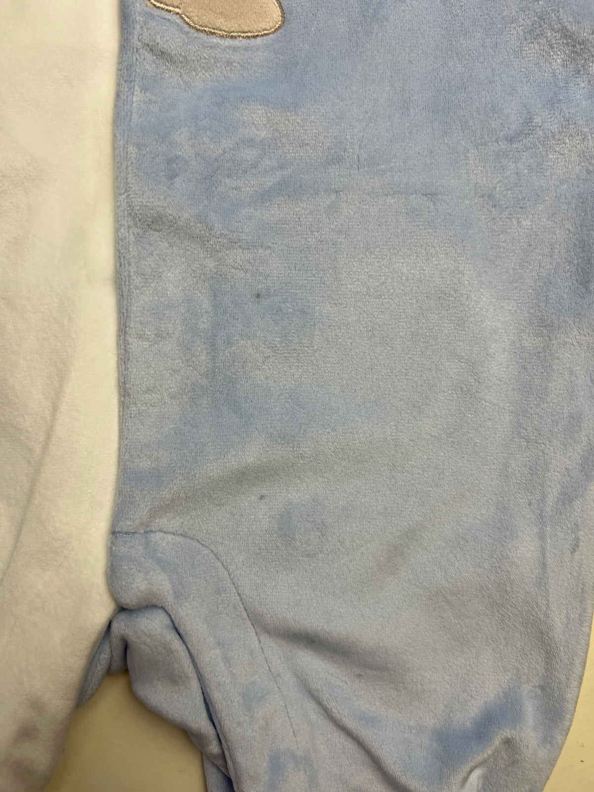 Tutina neonato Melby in ciniglia bicolore