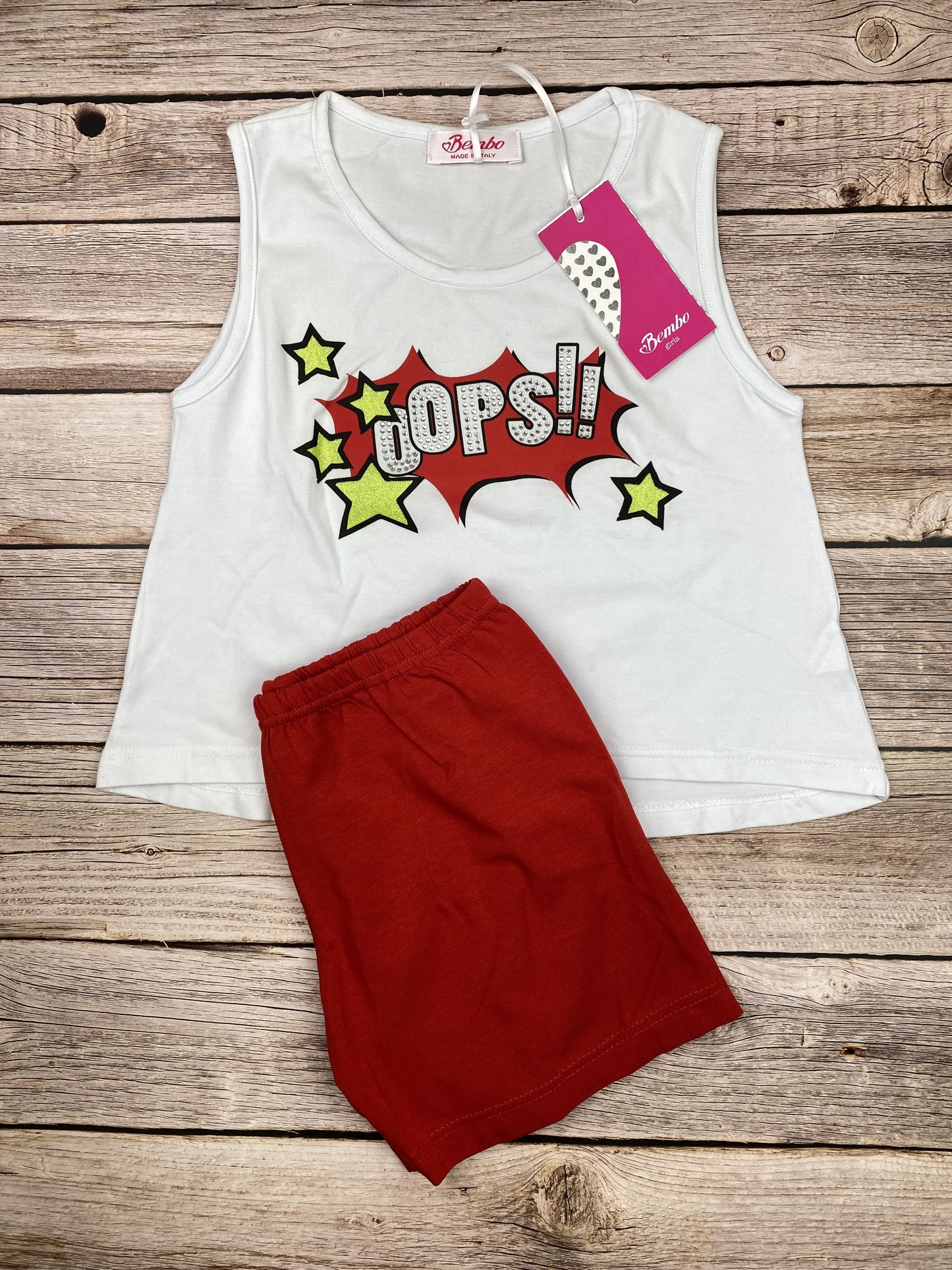 Set t-shirt senza manica e pantaloncini