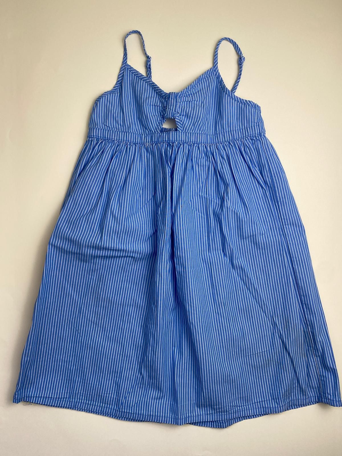 Vestito estivo con spalline sottili