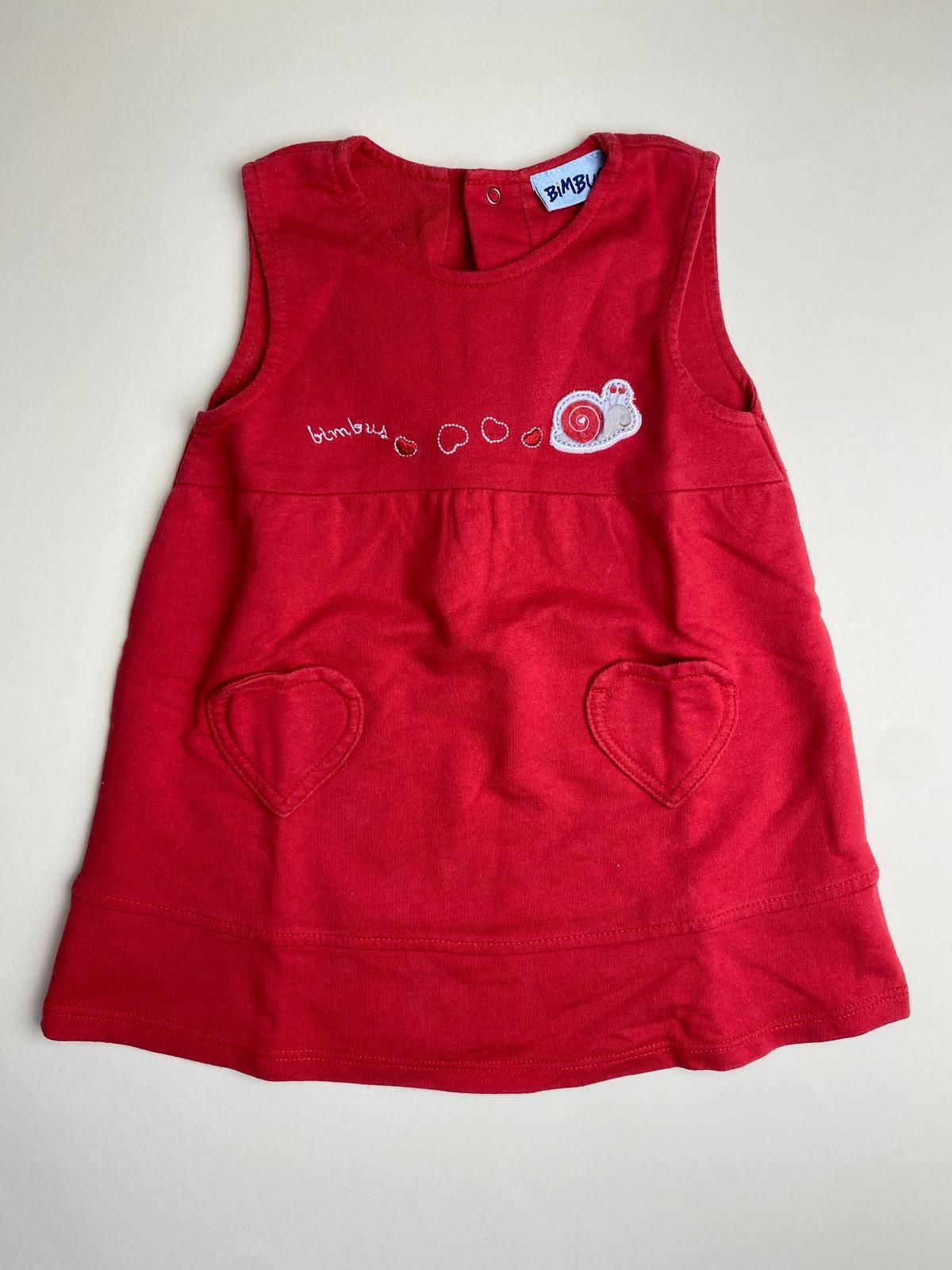Vestito rosso senza maniche per bambina