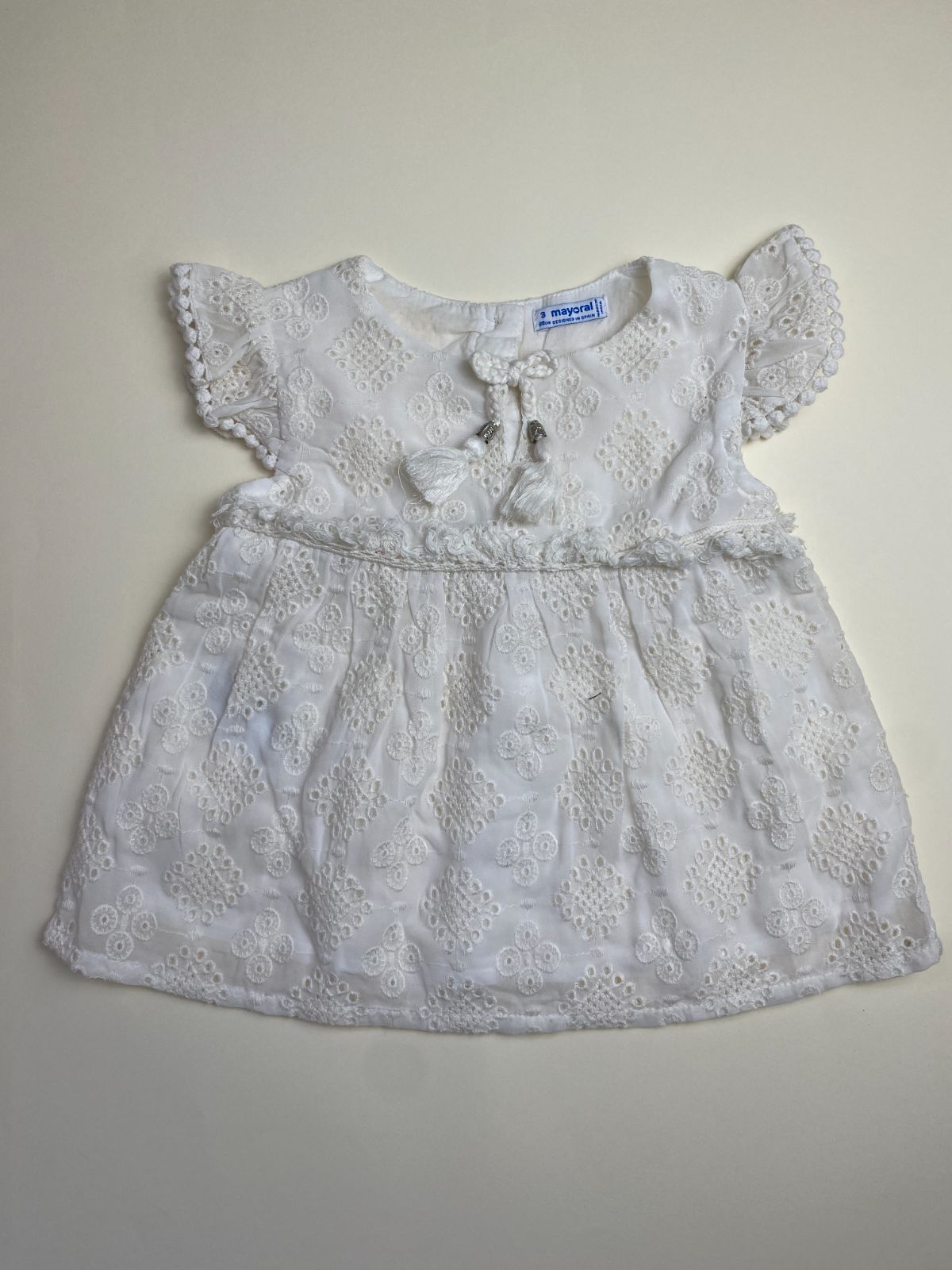 Vestito neonata bianco ricamato