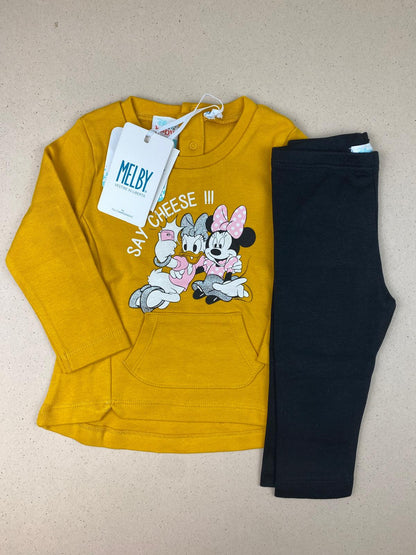 Set t-shirt e leggings