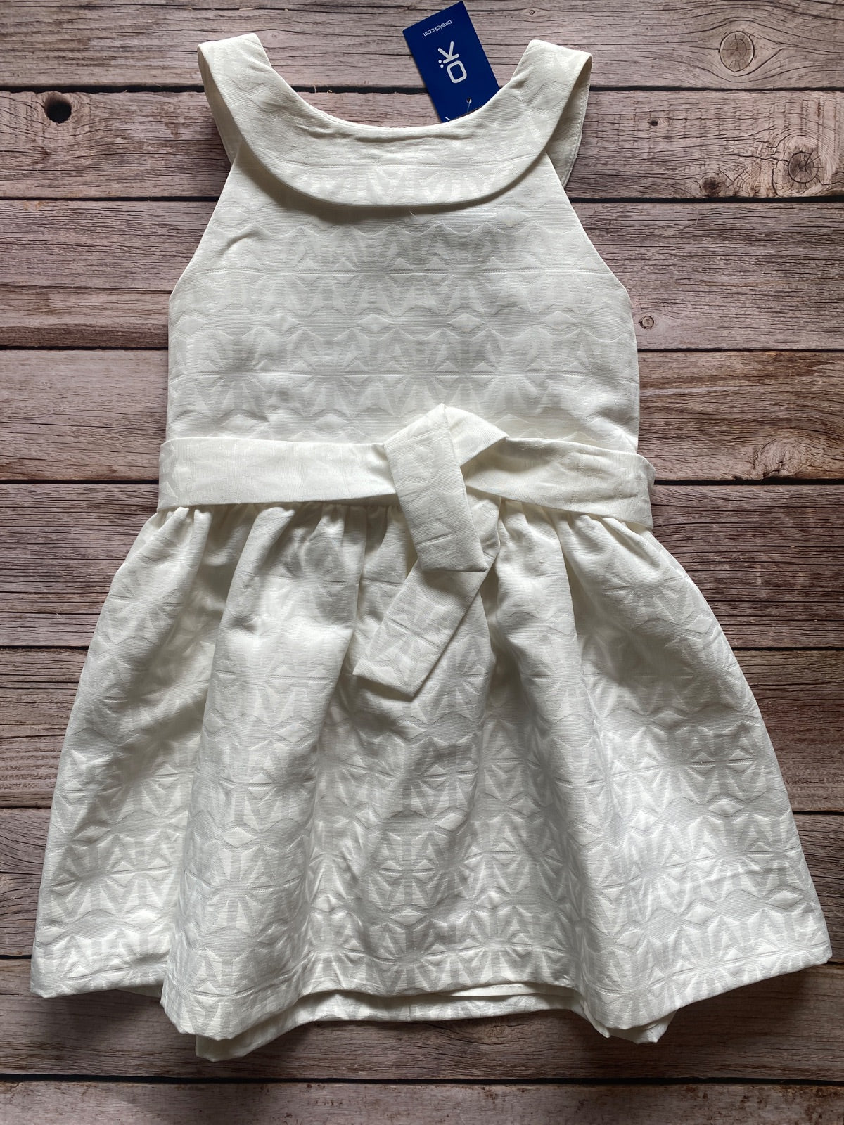 Vestito Bambina Bianco con Motivo Jacquard e Fiocco