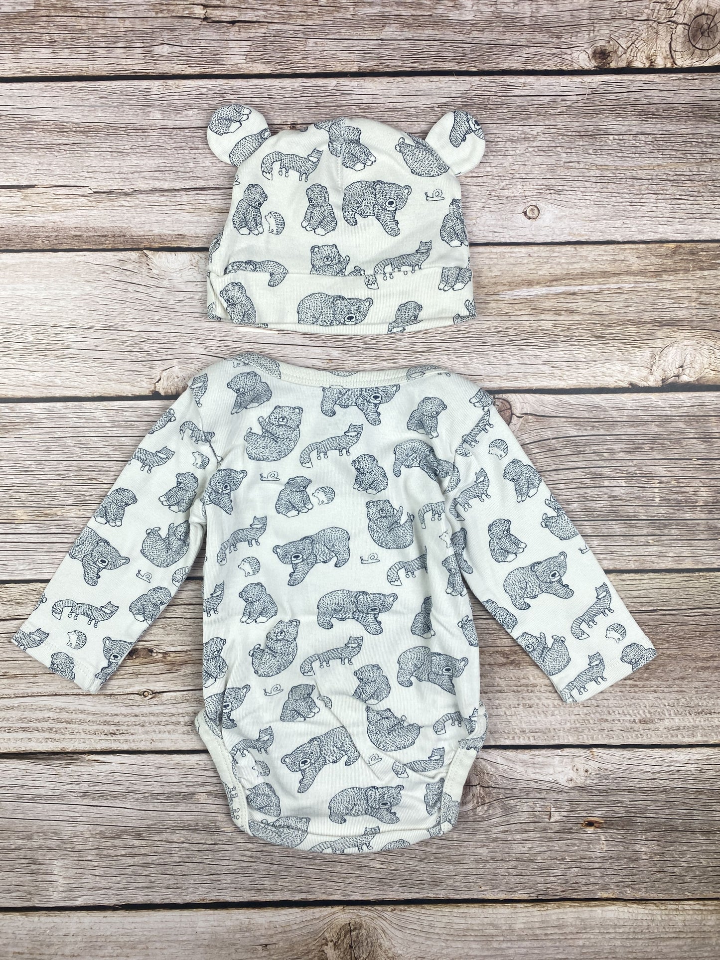 Set body manica lunga e cappellino