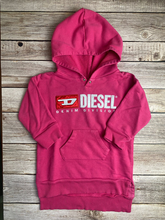 Vestito con cappuccio