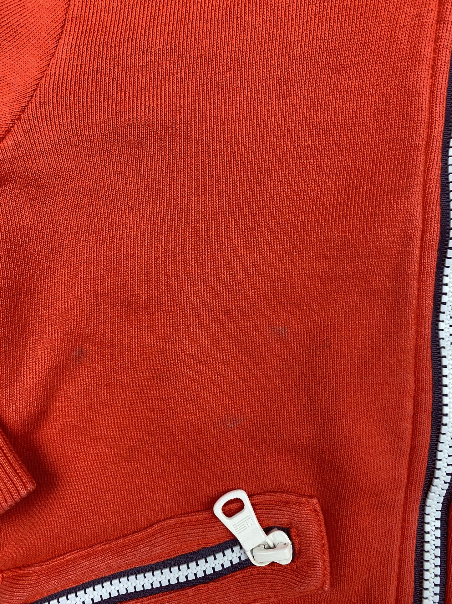 Felpa con zip e cappuccio