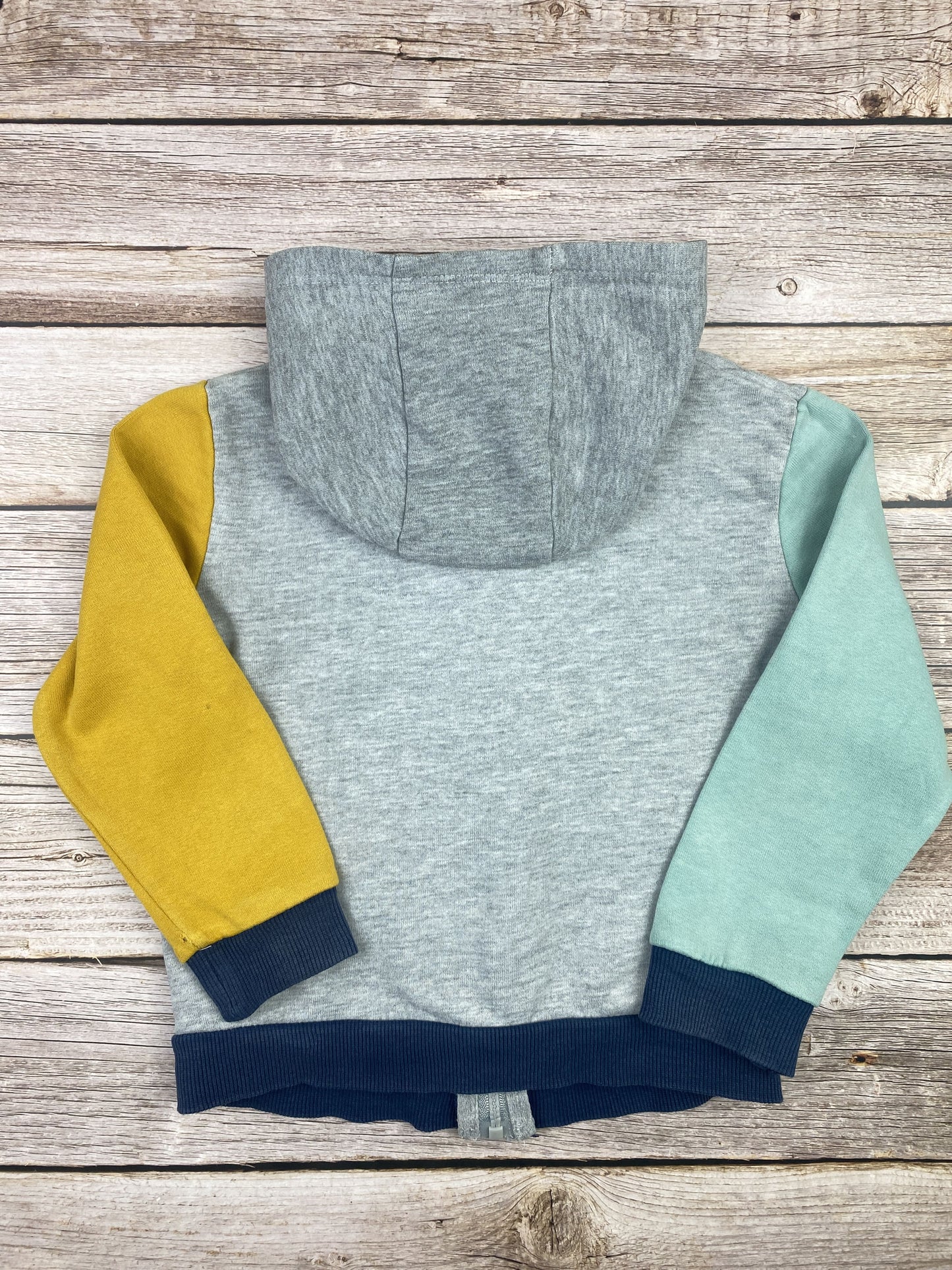 Felpa con zip e cappuccio