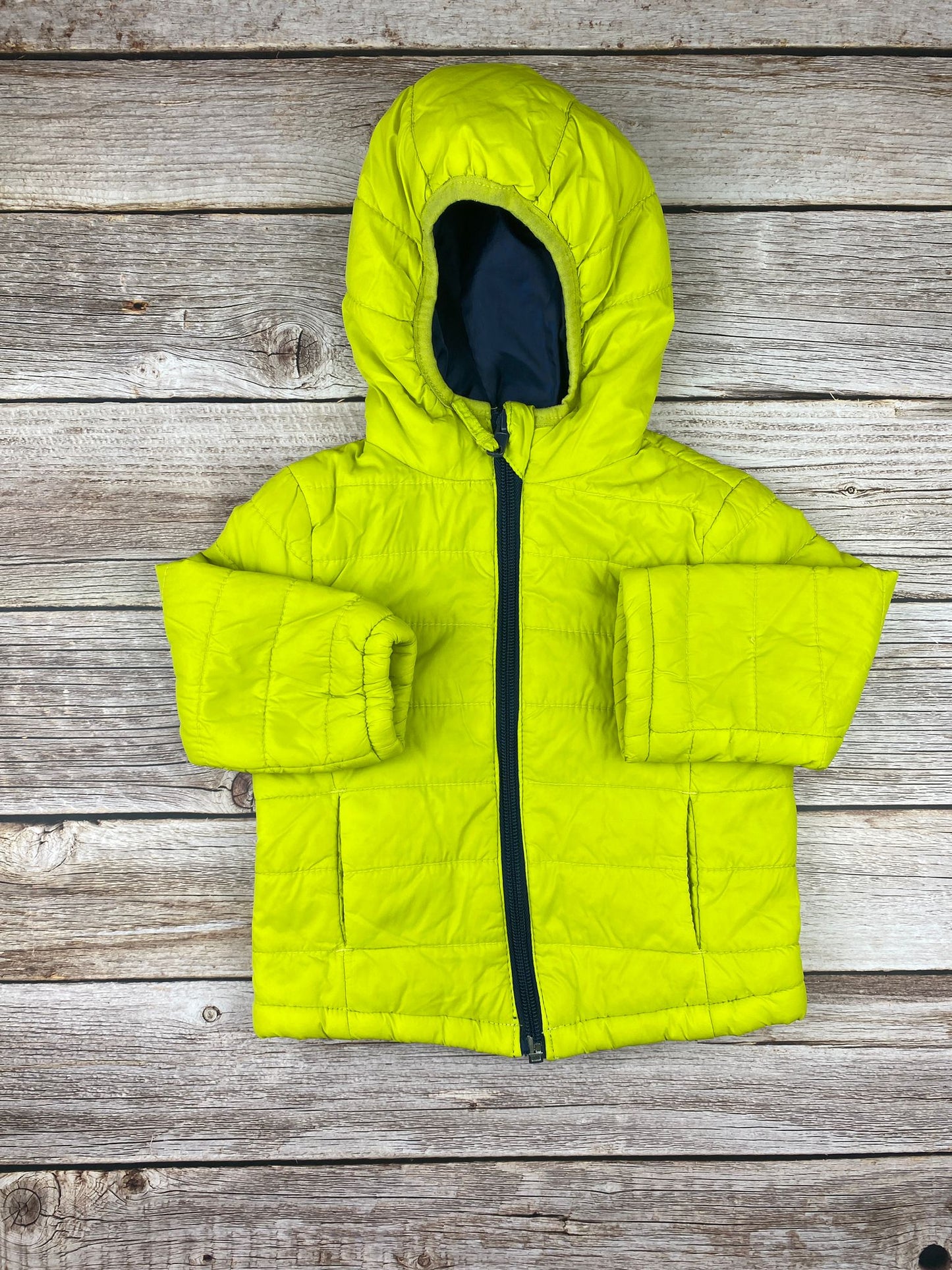 Piumino con cappuccio