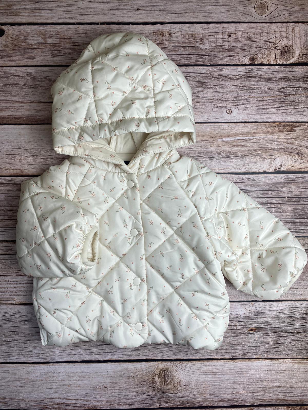 Piumino con cappuccio