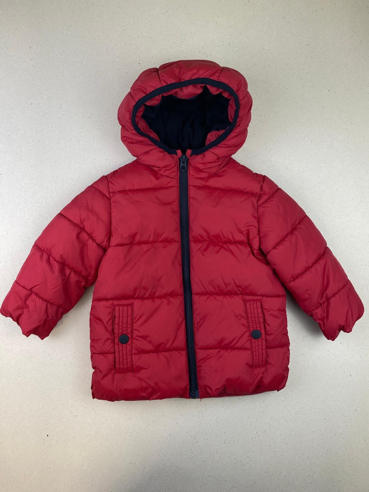 Piumino con cappuccio