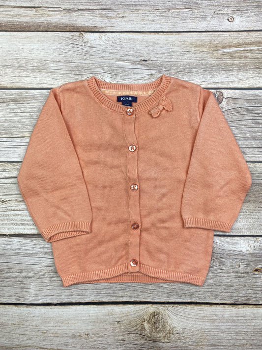 Maglione con bottoncini