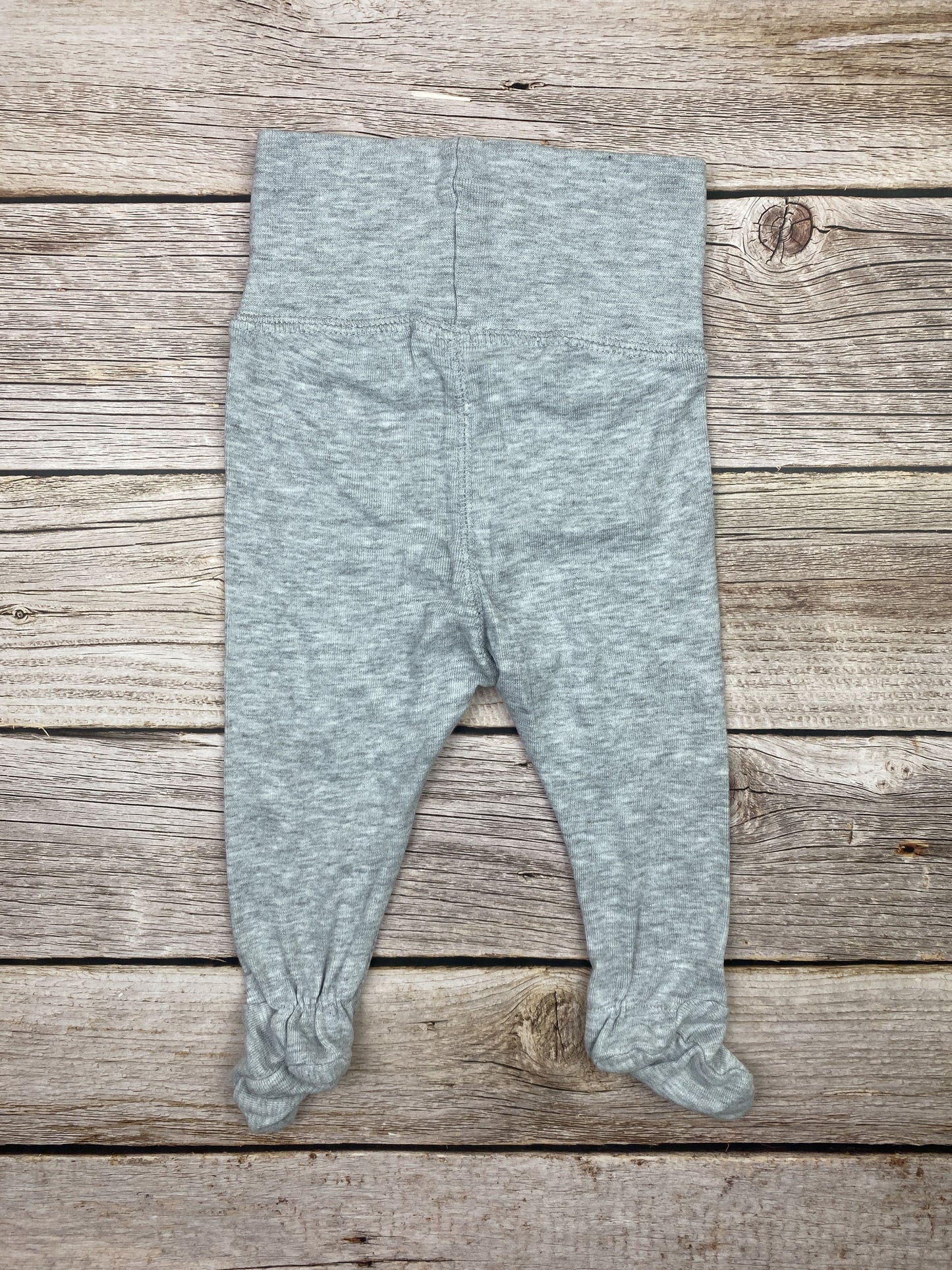 Pantalone con piedini