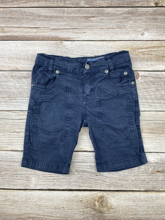 Pantalone al ginocchio