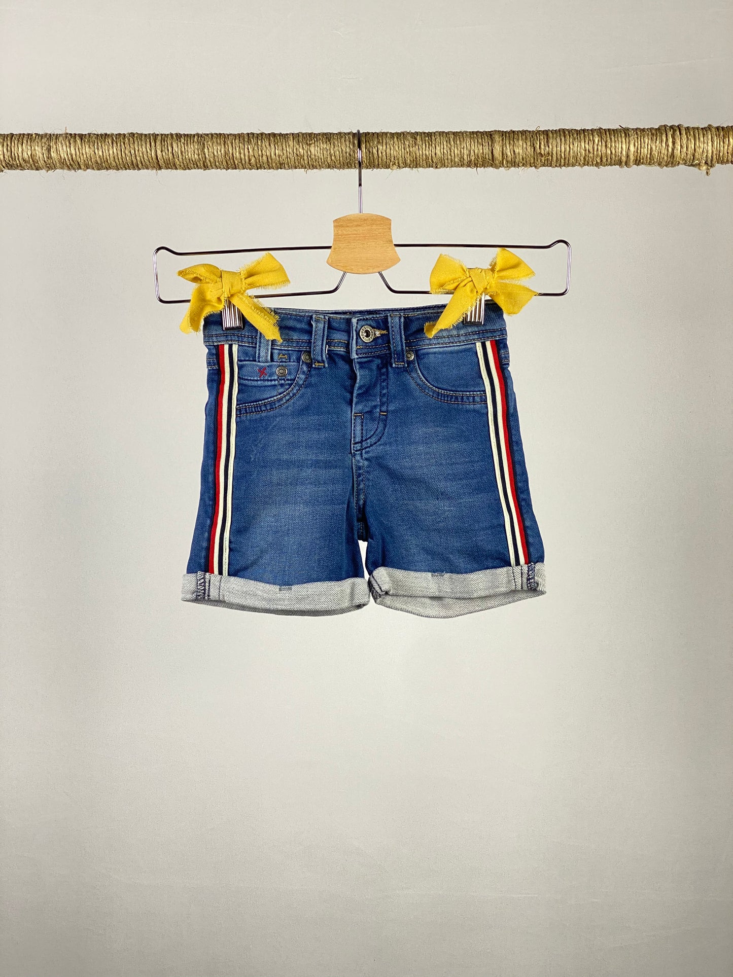 Pantaloncino in jeans