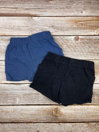 Set due pantaloncini