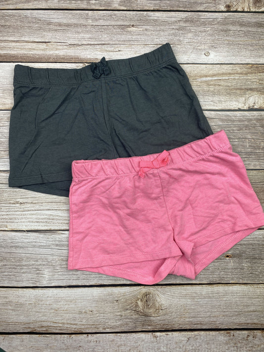 Set due pantaloncini